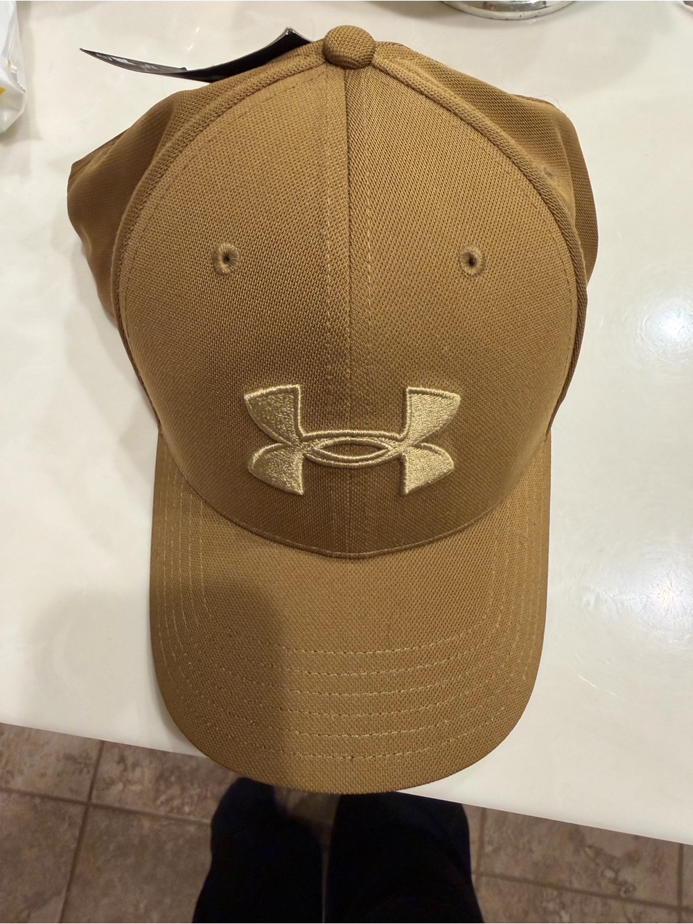 Under Armour Men’s Tan Embroidered Logo Cap